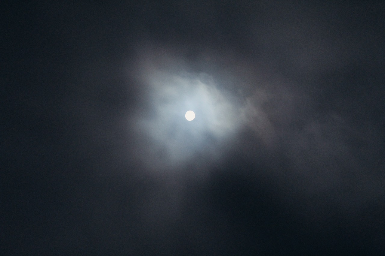 Salmo 11 — Texto Completo, Significado e Oração de Confiança quando as Fundações Vacilam - imagem 2