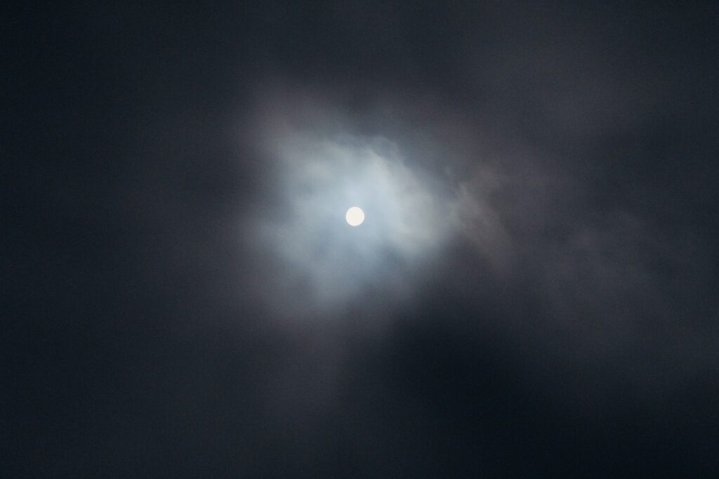 Salmo 19 — Texto Completo, Significado e Oração "Os Céus Declaram"