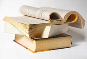 Salmo 25 — Texto Completo, Significado e Oração "Ensinai-me os Vossos Caminhos"