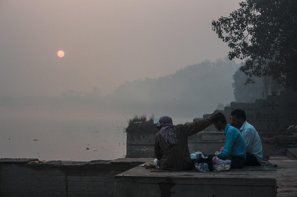 Salmo 70: Apressa-te em Me Livrar — Texto Completo, Significado e Oração