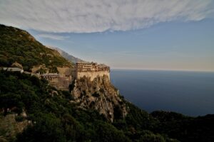 Mosteiro de Simonopetra no Monte Athos, Grécia, centro da espiritualidade ortodoxa