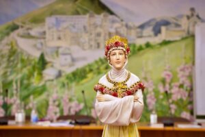Estátua de Nossa Senhora, Mãe de Deus