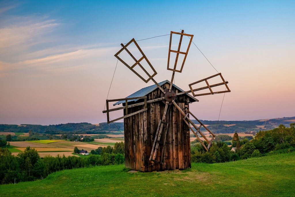 Paisagem rural da Polônia, terra natal de São Maximiliano Kolbe